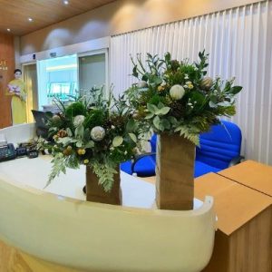 Gợi ý hoa để bàn làm việc theo phong thủy, đem đến may mắn