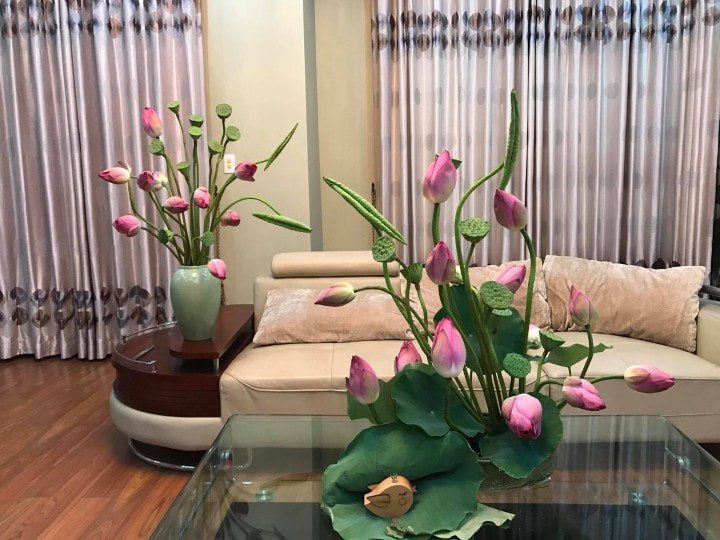 chọn bình cắm hoa