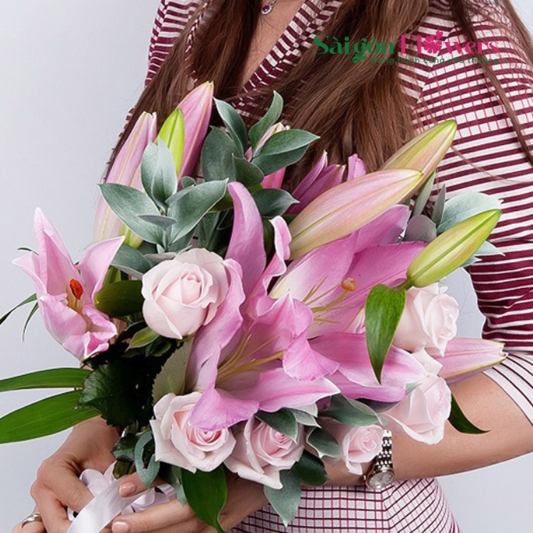 HOA LY HỒNG – CHẮC LÀ YÊU
