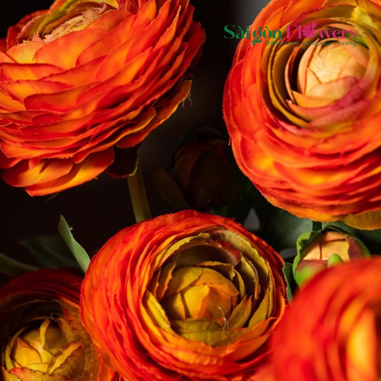 ARTIFICIAL RANUNCULUS FLOWERS