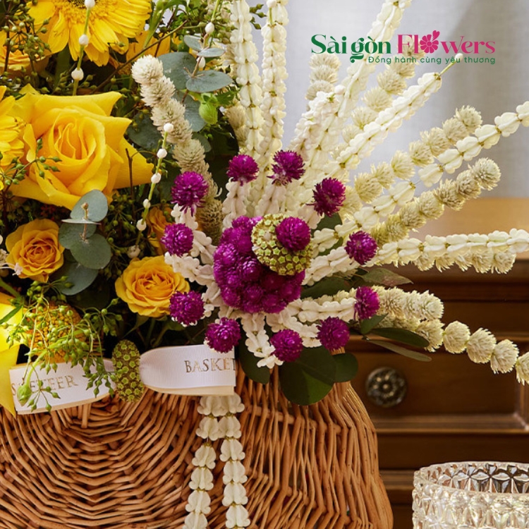 TÌNH YÊU MÀU NẮNG