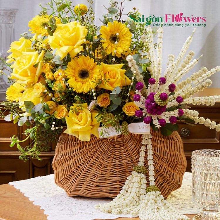 TÌNH YÊU MÀU NẮNG