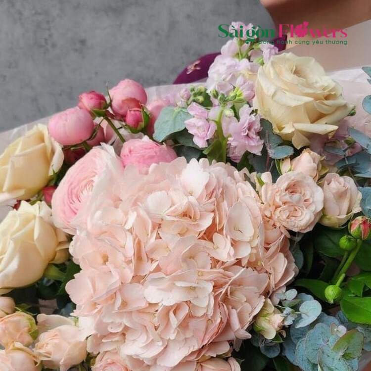 TUỔI TRẺ NHIỆT HUYẾT