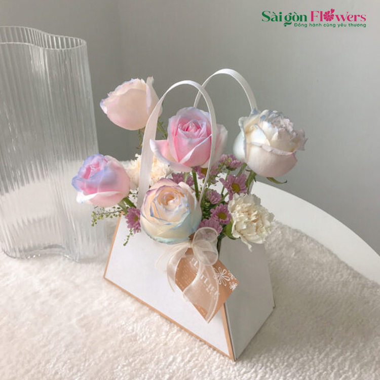 VÌ NGƯỜI MÀ ĐẾN