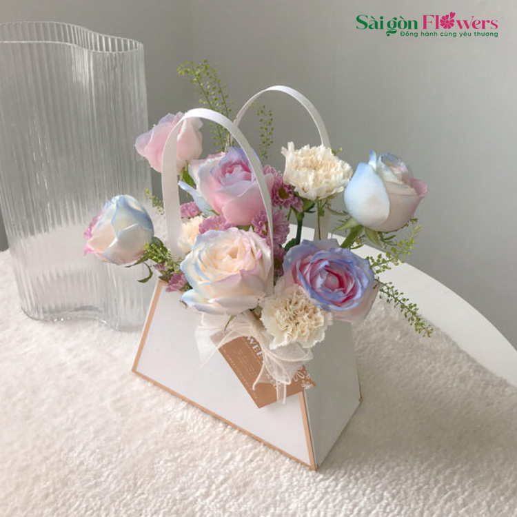 VÌ NGƯỜI MÀ ĐẾN