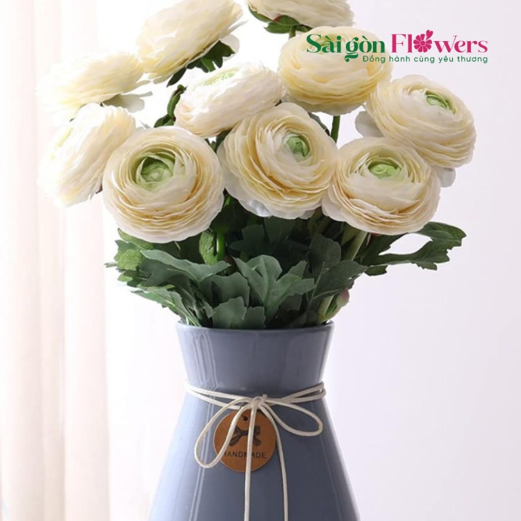 ARTIFICIAL RANUNCULUS