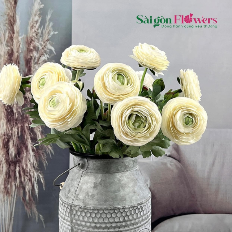 ARTIFICIAL RANUNCULUS