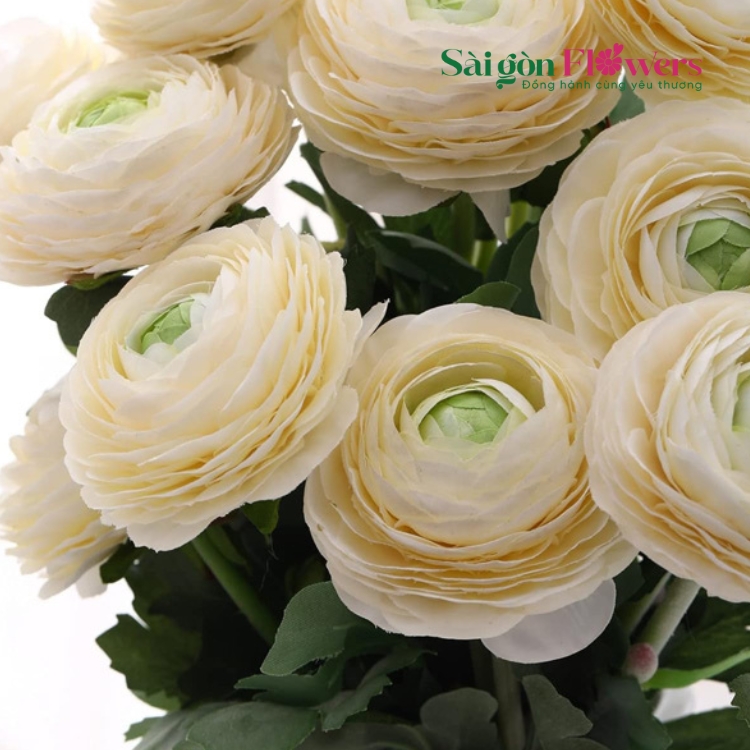 ARTIFICIAL RANUNCULUS