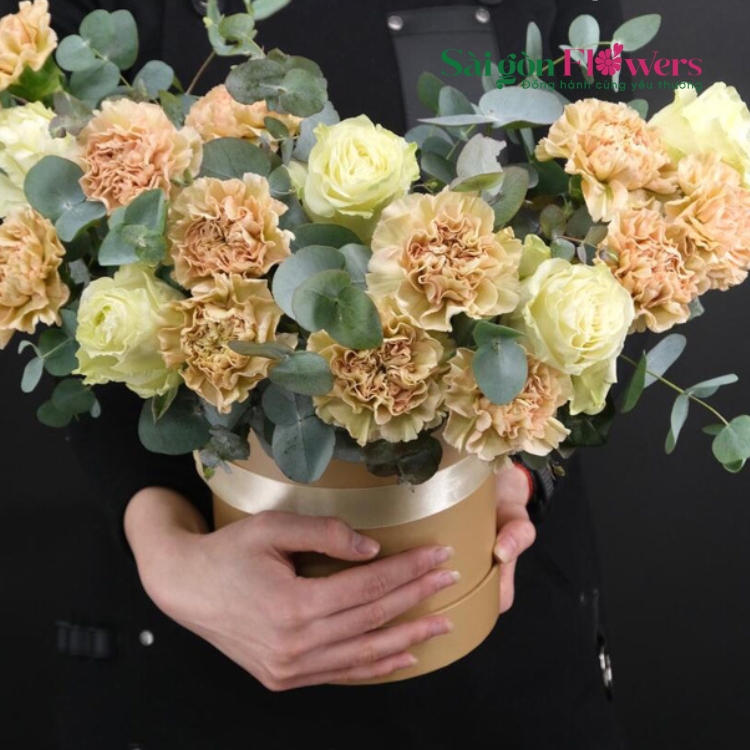 HOA HỒNG ĐÁ MẶT TRĂNG ĐẶC BIỆT