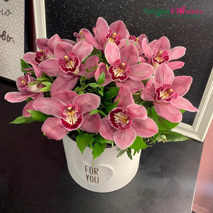 LẶNG LẼ THÍCH THẦM
