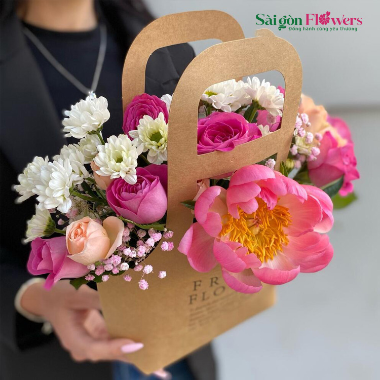NHẸ NHÀNG BƯỚC ĐẾN