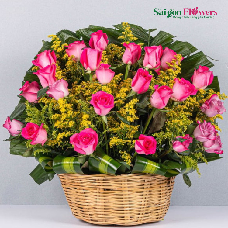 SÁNH BƯỚC BÊN NHAU